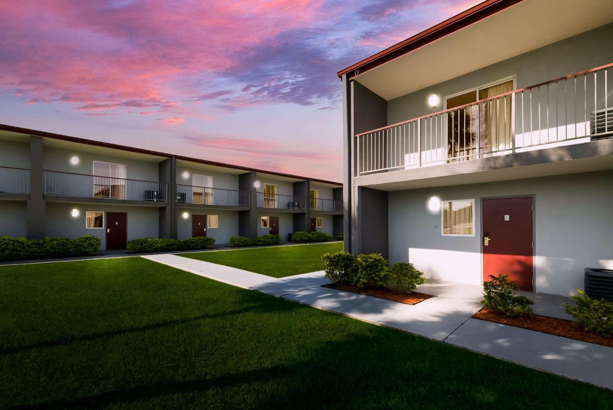 Quality Suites Wildwood - The Villages מראה חיצוני תמונה